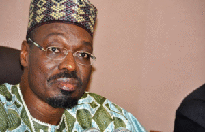Issa Tchiroma brise le silence: «le pouvoir au peuple !»