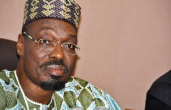 Issa Tchiroma brise le silence: «le pouvoir au peuple !»